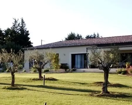 La Du Garrege *